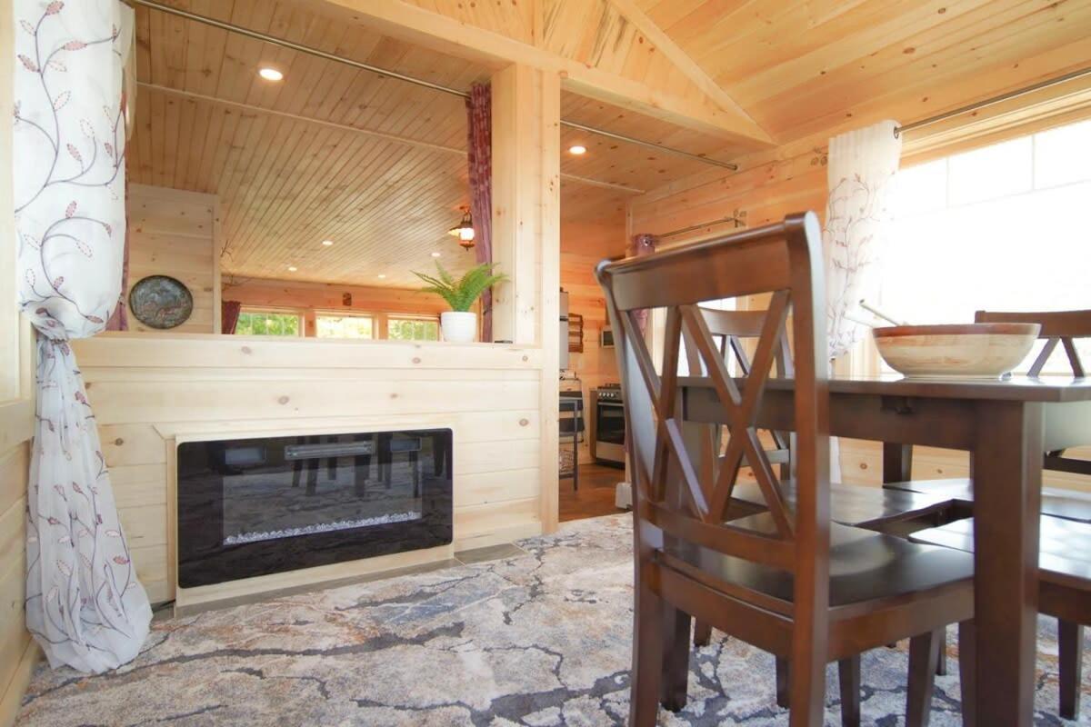 Loza House Adirondack Skydeck Unit Lake Front 普拉茨堡 外观 照片